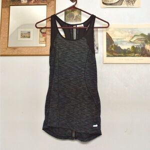 Workout tank top